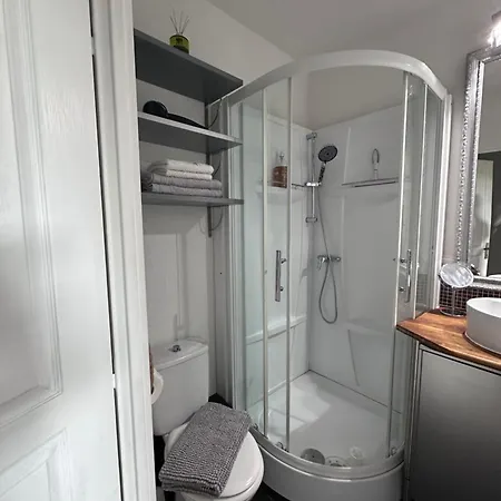Sejour Au Port Apartment *